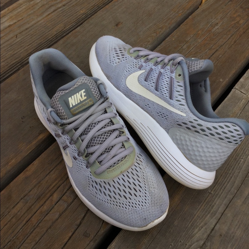 Womens NIKE LUNARGLIDE 8 Lightweight Running Shoes